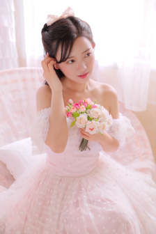 李佳佳高中生被肉日常小说